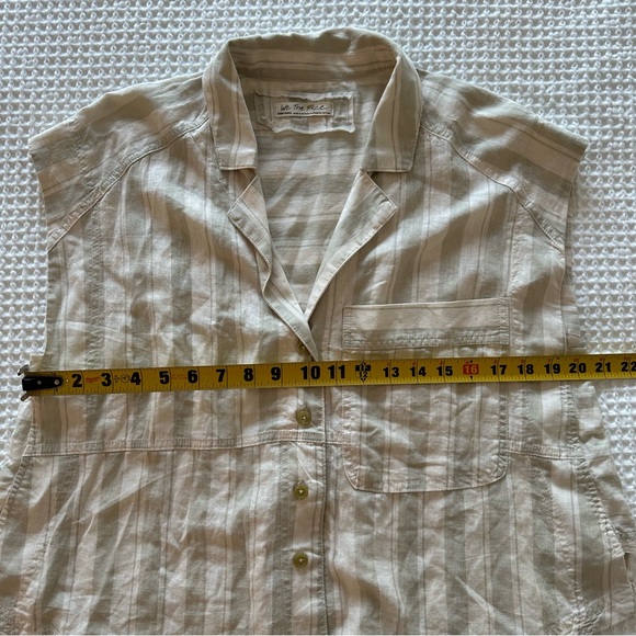 We The Free Womens Play It Cool Button Up Shirt Beige Stripe Cap Sleeve Size XS - Picture 10 of 10